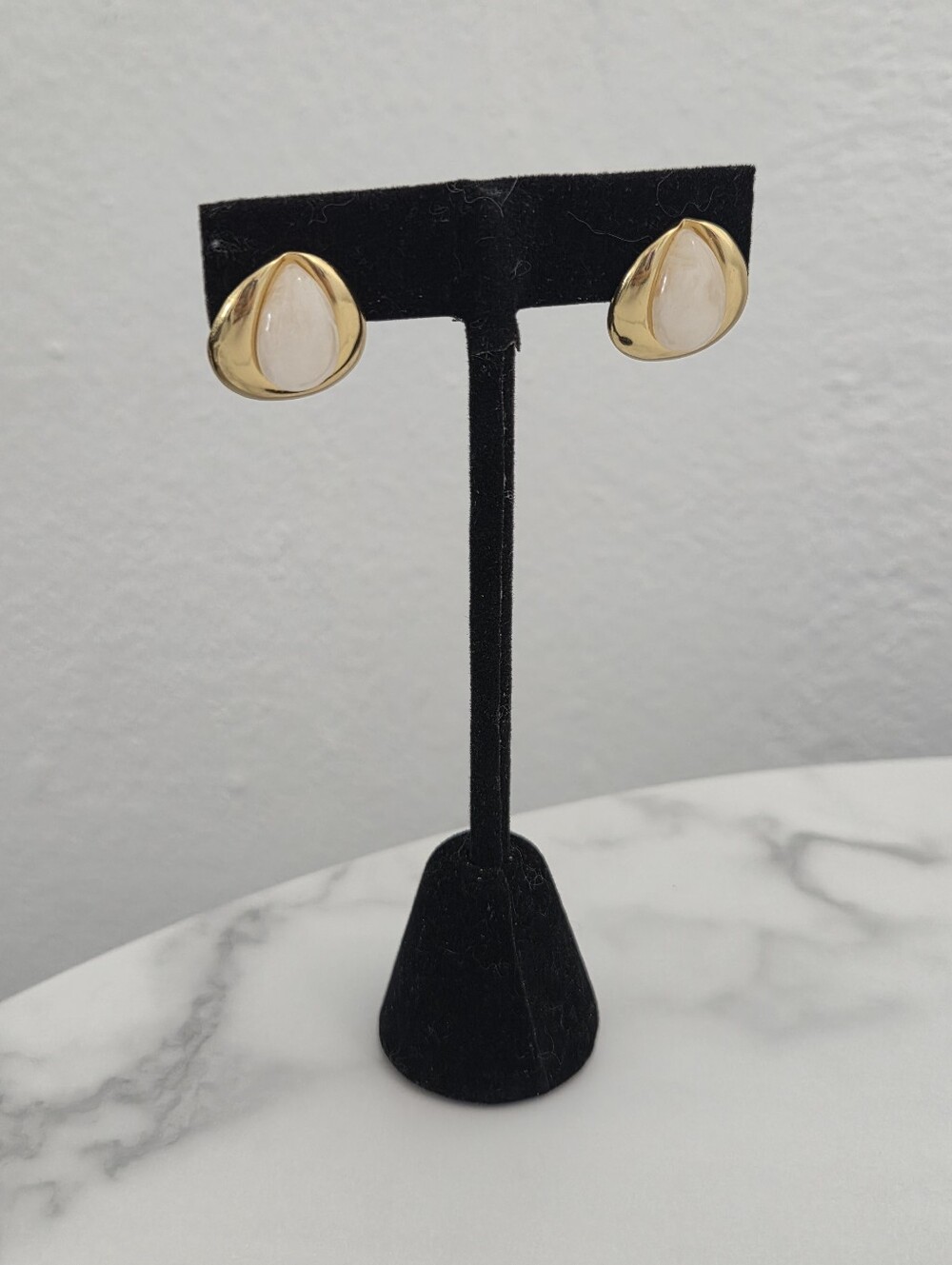 Stainless Steel Gold Tear Drop Earrings White Marble Resin Chic Minimalist - Picture 11 of 14